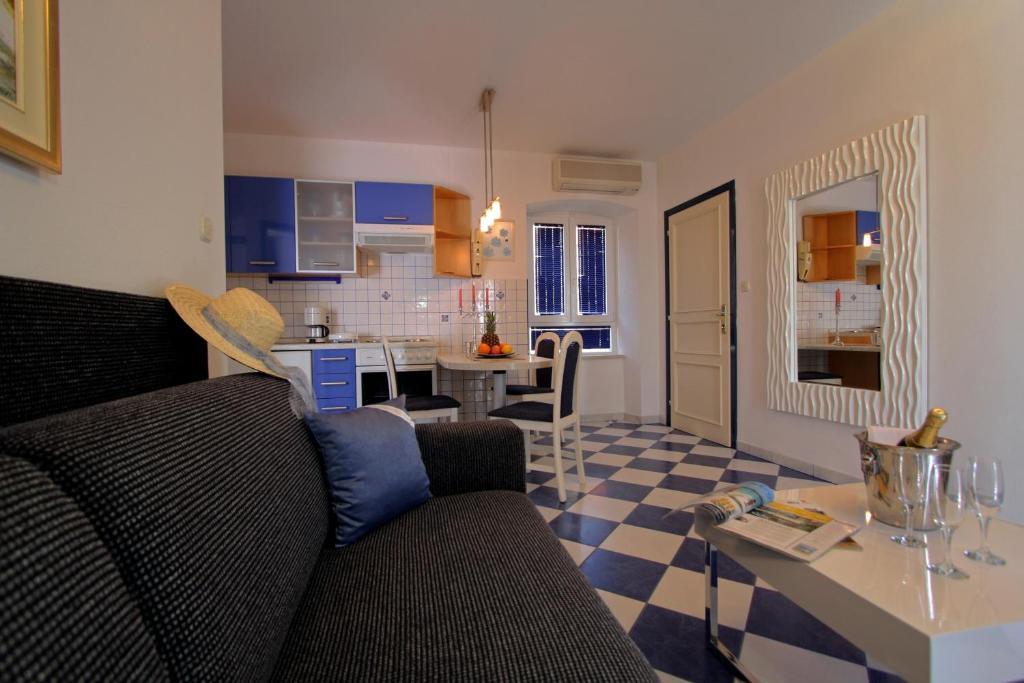 Apartments Amore Bol Room photo